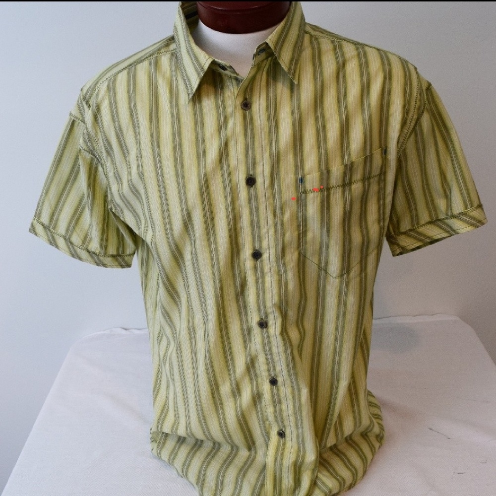 Kuhl Button-Down